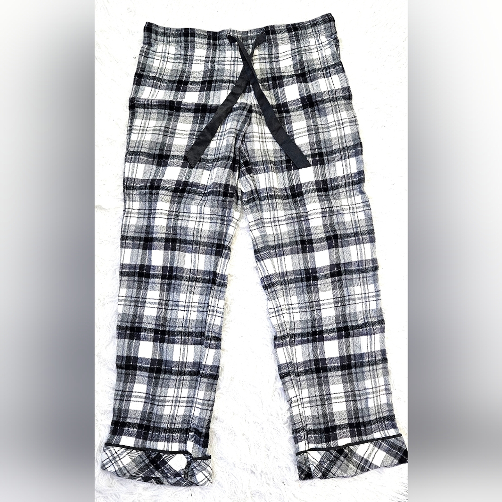 Kids Plaid Pajama Bottoms - Black and White
